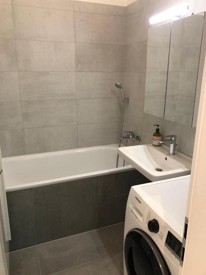 Skau Gajova Family Two Bedroom Apartment With A Terrace Free Parking Μπρατισλάβα Εξωτερικό φωτογραφία