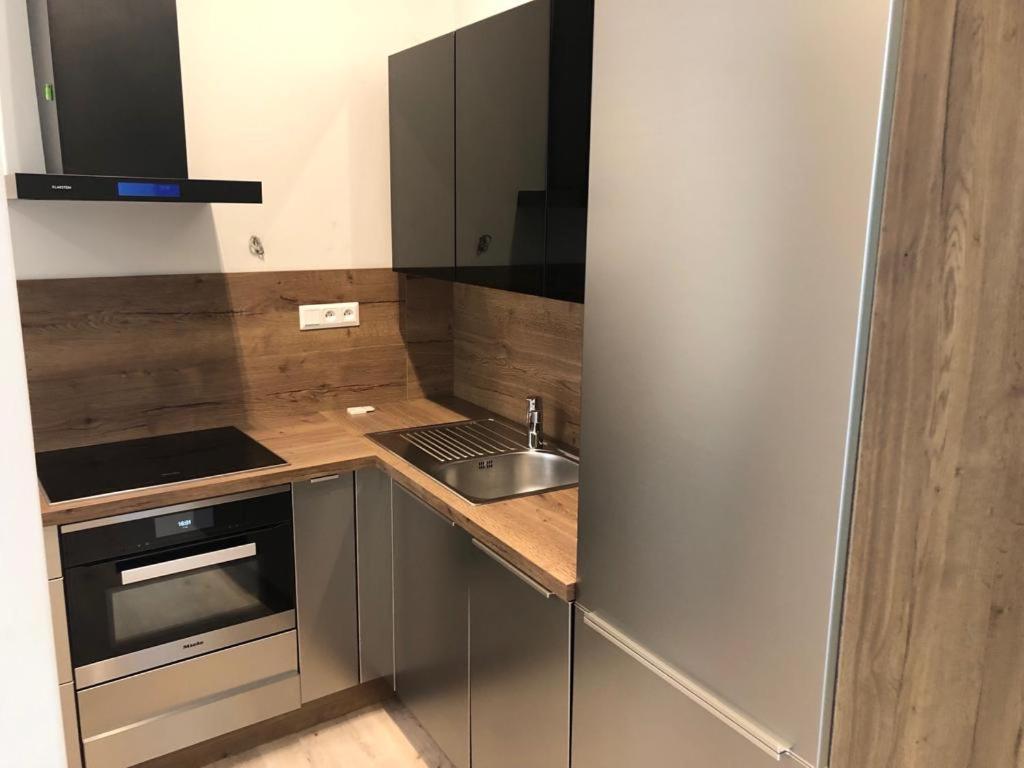 Skau Gajova Family Two Bedroom Apartment With A Terrace Free Parking Μπρατισλάβα Εξωτερικό φωτογραφία